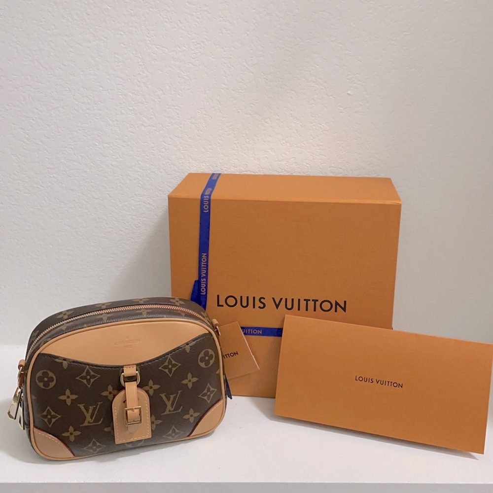FLASH SALE-Louis Vuitton Deauville Mini